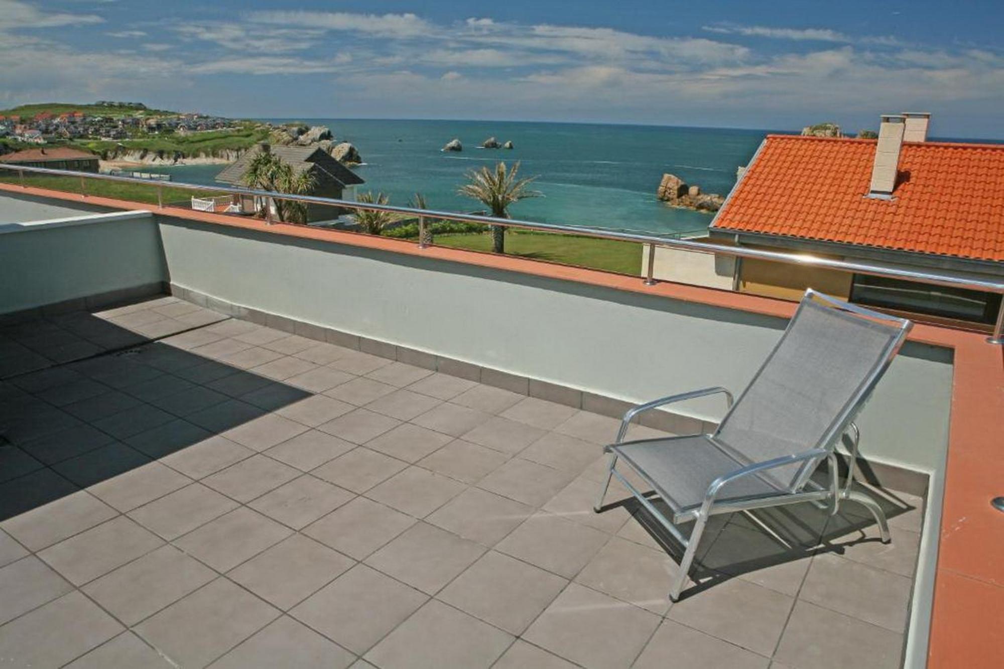 Apartamentos Playa De Portio ليينكريس المظهر الخارجي الصورة